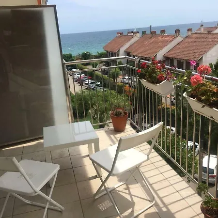 Apartment Precioso En La Playa Barcelona *